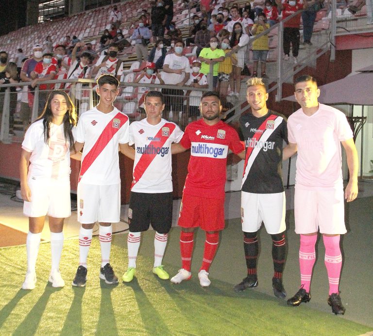 Presentan nueva camiseta de Curicó Unido