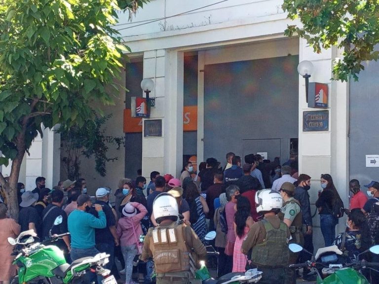Millonario robo a cliente “marcado” en sucursal bancaria de Curicó
