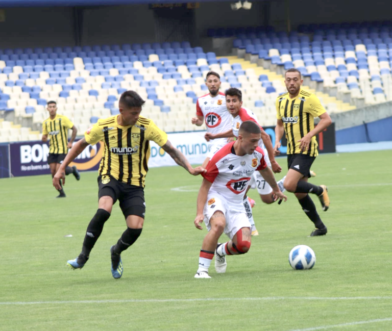 Un “maestrito” solucionó los problemas a Rangers para conseguir victoria ante el vial