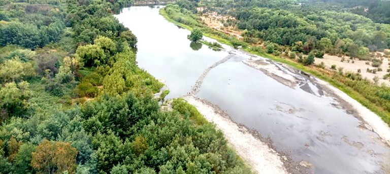 Sobrevuelan ríos Mataquito y Lontué  para evaluar estado de los cauces