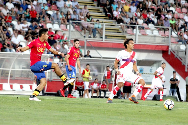 El curi a la cancha frente a Unión Española