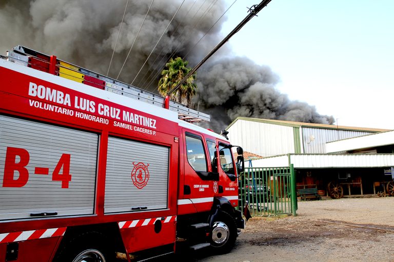 Abordan iniciativa que permitiría otorgar un financiamiento fijo del Estado a Bomberos