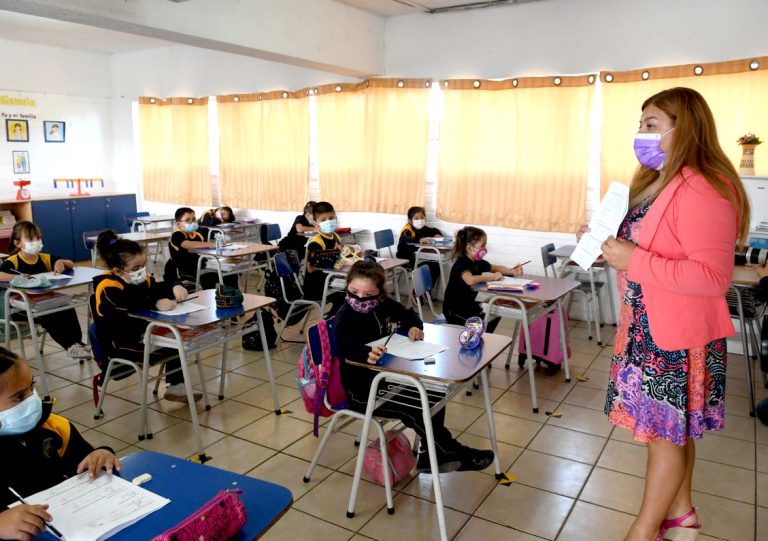 Colegio de Profesores apoya clases presenciales en establecimientos que les ofrezcan seguridad