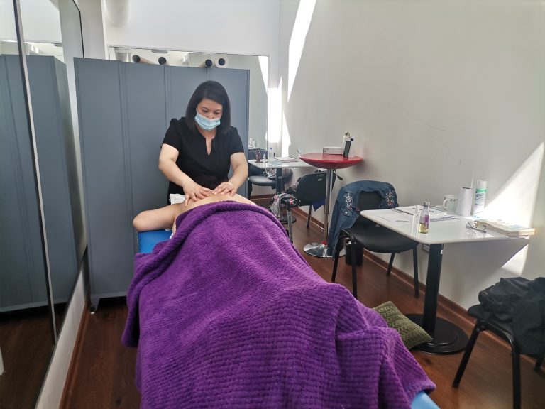 Casa del Adulto Mayor de Curicó ofrece talleres a la comunidad