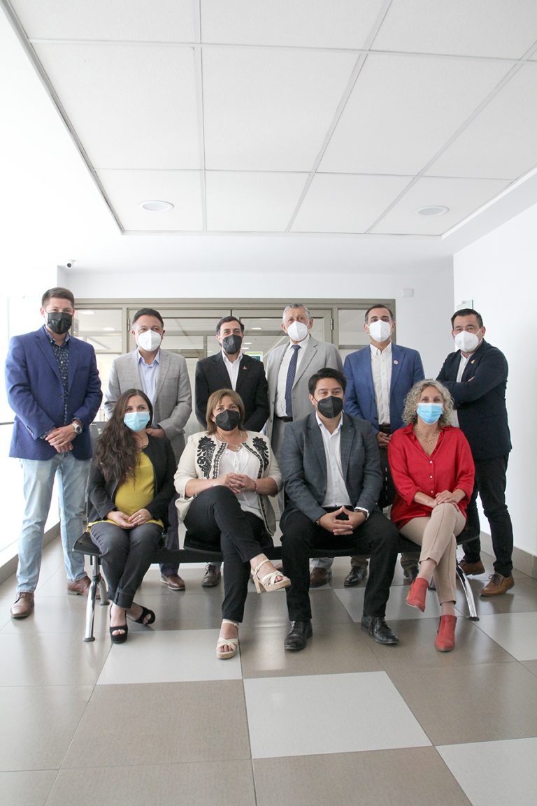 Delegado presidencial provincial concretó primera  reunión con alcaldesas y alcaldes del “Maule Norte”