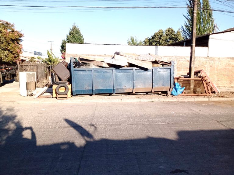 Nuevos sectores vecinales reciben operativos de retiro de enseres