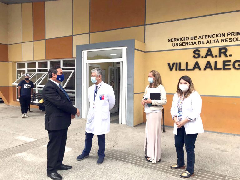 Director del SSM visitó recintos de salud en comunas del Maule Sur