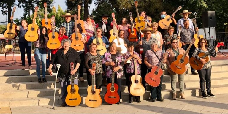 Se realizó encuentro de cantoras maulinas