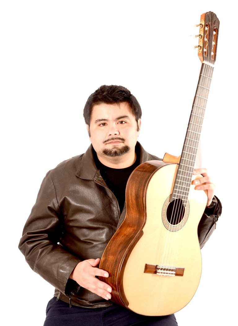 Concertista chileno impartirá clases en Qatar