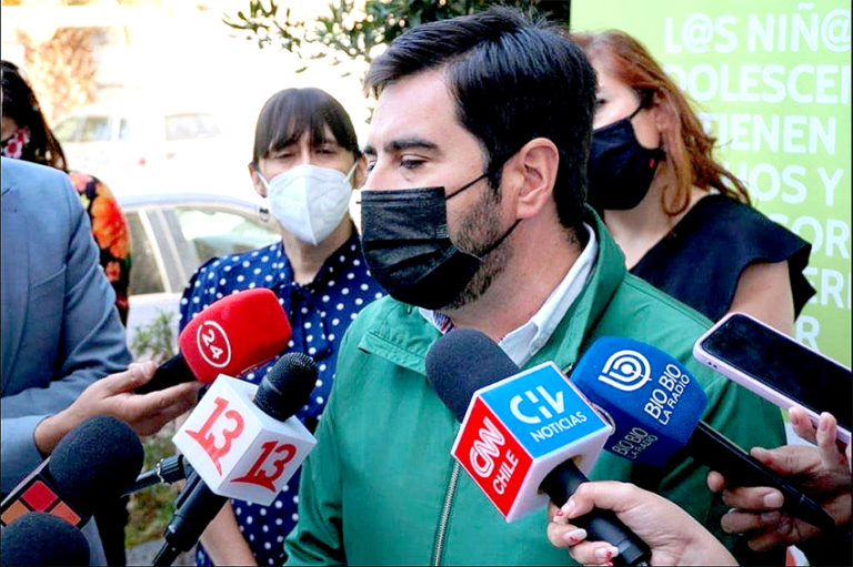 Mesa intersectorial nacional trabajará para potenciar programas de contención para escolares