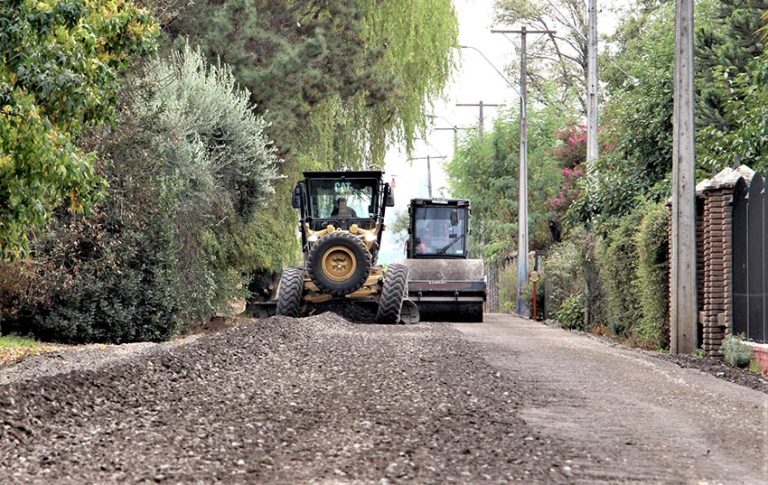 Vecinos felices con asfaltado del callejón Ampurdan Sur
