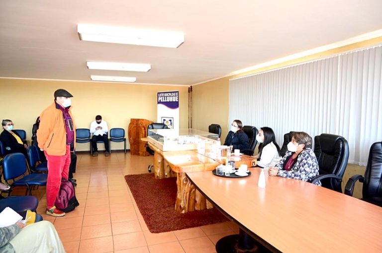 Vecinos de Curanipe conocieron detalles sobre su nuevo Cesfam