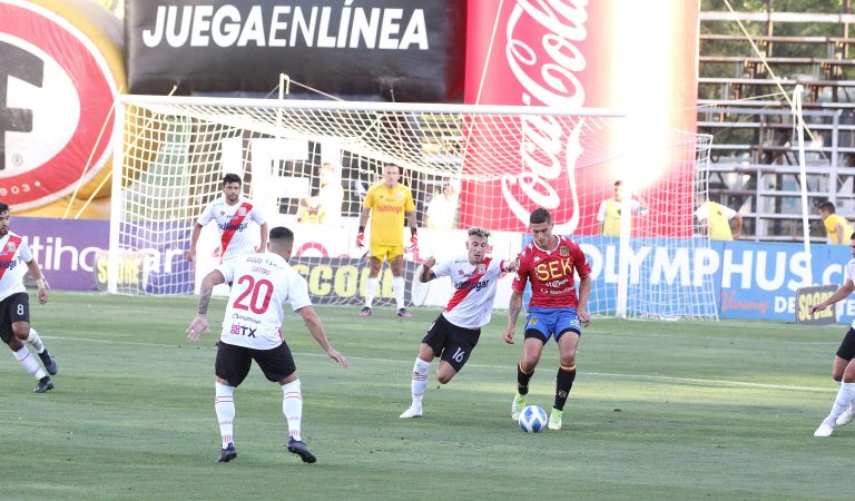 Curicó Unido: La primera estación de marzo es Everton