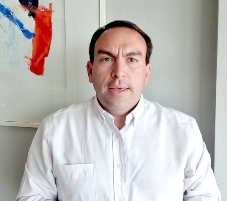 Diputado Felipe Donoso apunta a eliminar el uso de mascarillas