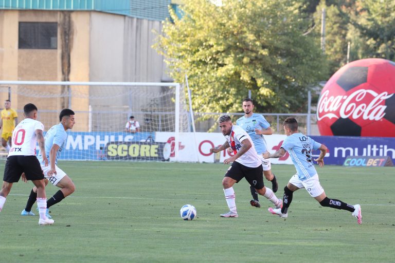 El Curi nuevamente gana, gusta y golea