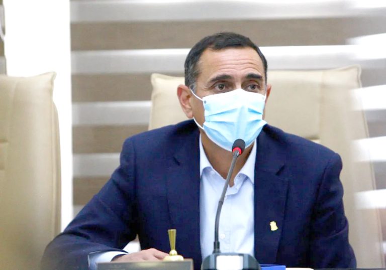 Alcalde sobre “problemática” en materia habitacional: “Tenemos muchas personas que andan con su cartón en la mano desde hace meses o años”