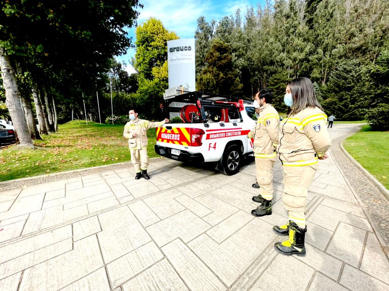Cuarta Compañía de Bomberos de Pútu recibe equipo especial