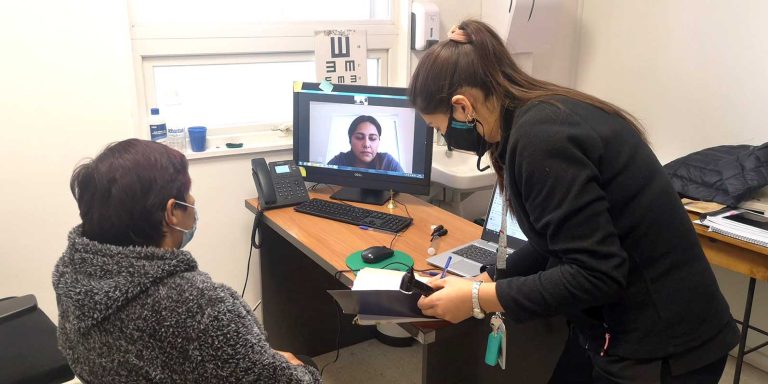 Usuarios de Cesfam de Romeral acceden a atenciones médicas de especialidad