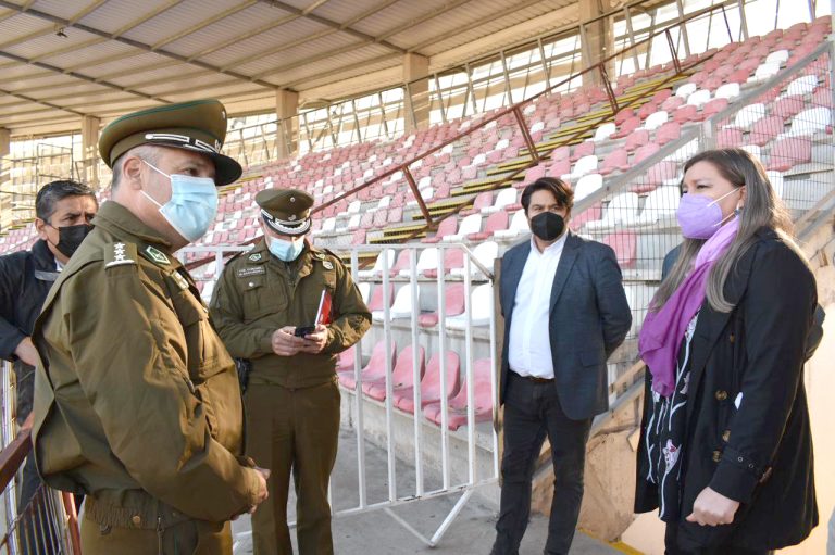 Llamaron a disfrutar el partido entre Curicó Unido y Colo Colo