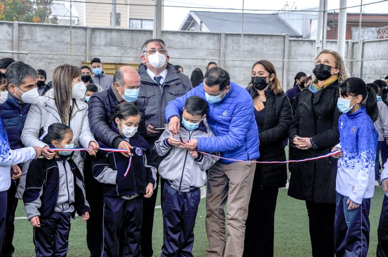 Autoridades valoraron logros de la Escuela Padre Hurtado