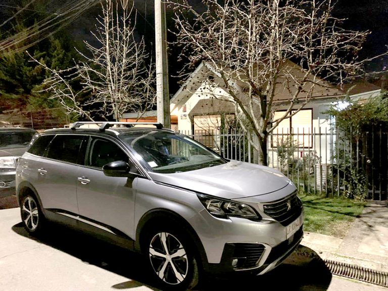 Violenta “encerrona”: a punta de pistola roban automóvil a mujer