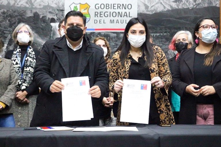 Autoridades firman acuerdo de colaboración por el Maule