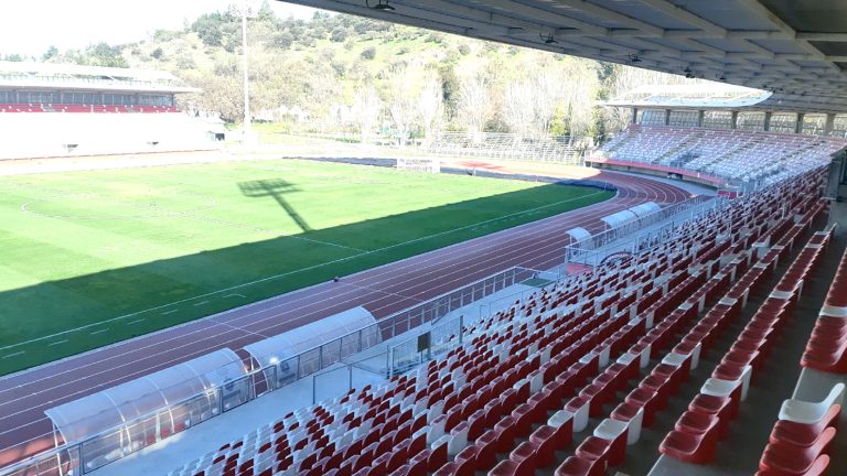 La cancha de la granja busca canchero