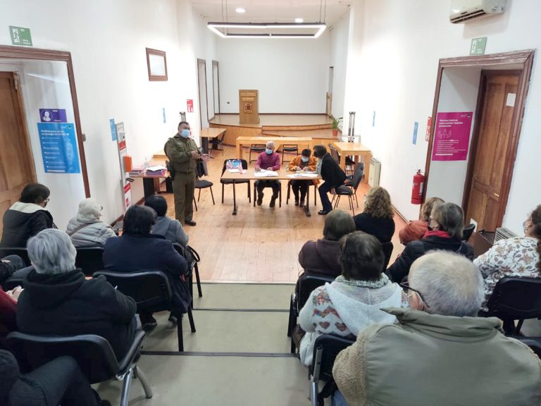 Capacitan a personas mayores de Romeral para prevenir delitos