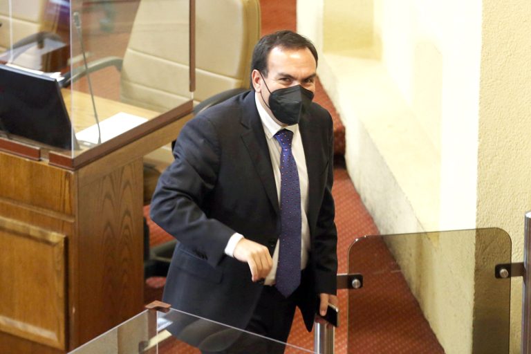 Felipe Donoso: “Es necesario suplir la falta de profesionales en Salud”