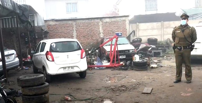 Asalto a conductor deja al descubierto taller mecánico con vehículos robados
