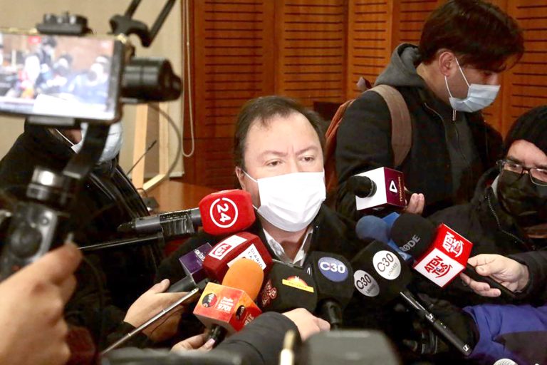 Molestia con Desarrollo Social por la tardanza en habilitar albergues