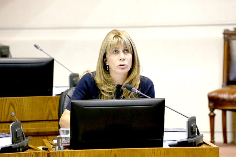 Senadora Rincón: “Hoy la municipalidad de Linares es un foco de corrupción”