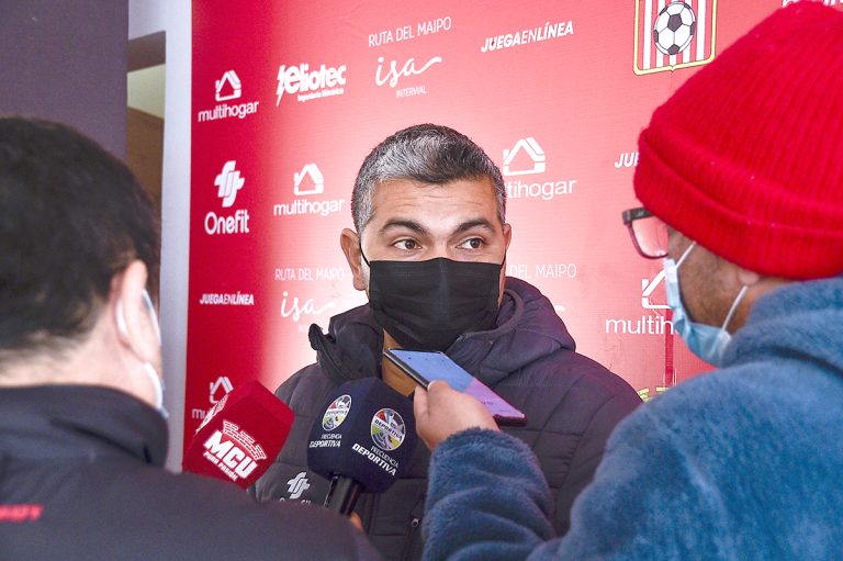 Hoy se juega la ida entre Curicó Unido y Wanderers
