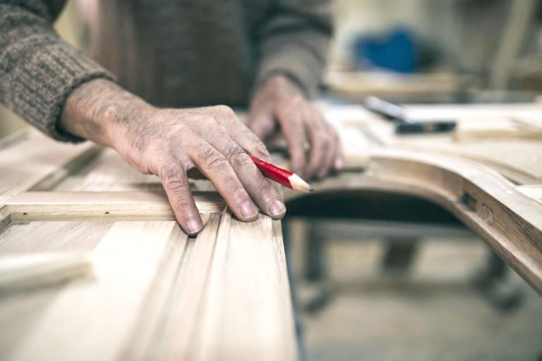 Termómetro Laboral revela que adultos mayores  son quienes encabezan trabajo informal en la región