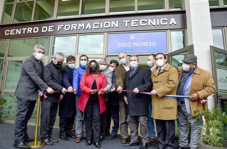 Inauguran nueva sede del CFT San Agustín en Curicó