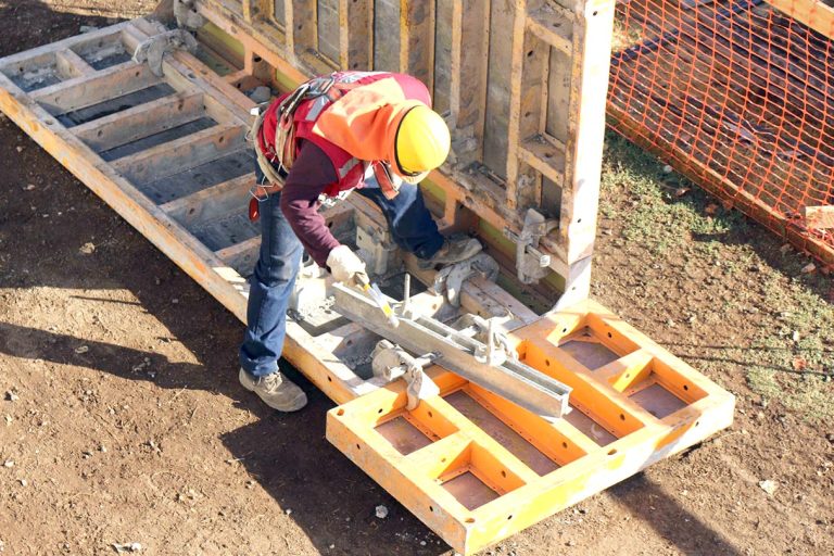 Vuelve a bajar el empleo en la Región del Maule y disminuye la informalidad