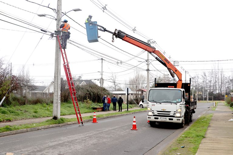 Municipalidad de Molina inicia recambio de 600 luminarias públicas