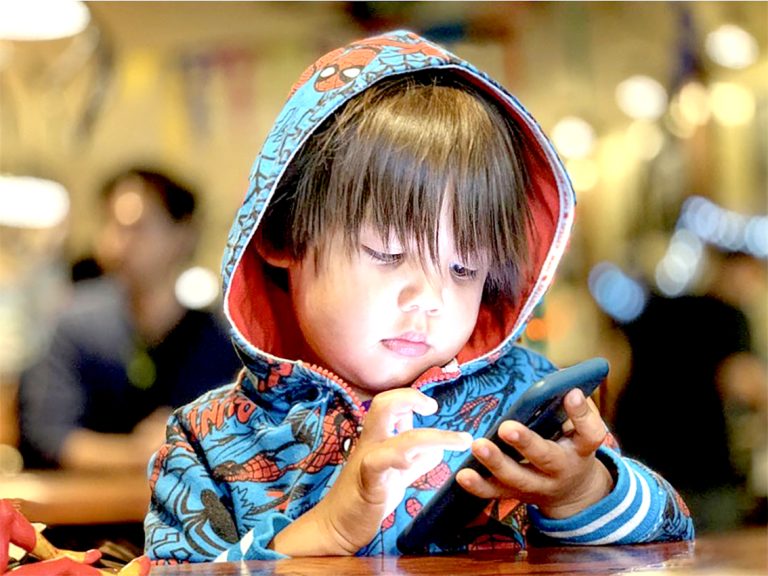 La importancia de que niños puedan practicar juegos que sean un real aporte en su desarrollo