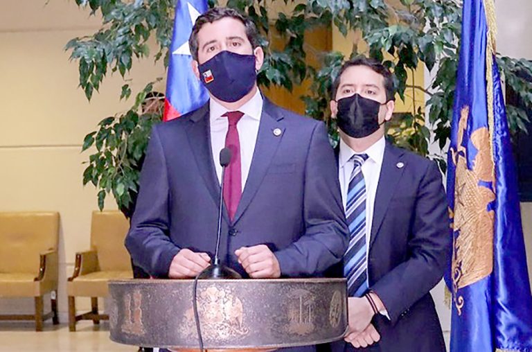 Acusan uso de dependencias públicas  para celebra el aniversario del PC