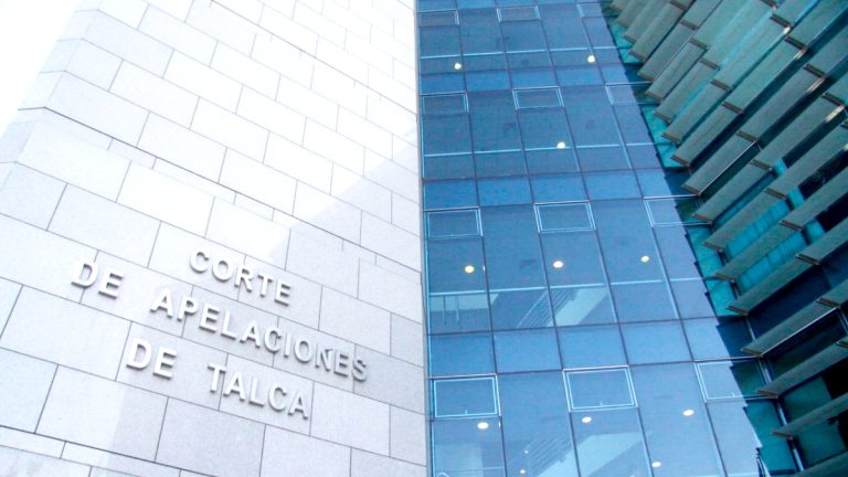 Defensa de mujer acusada por presunta estafa hace sus descargos