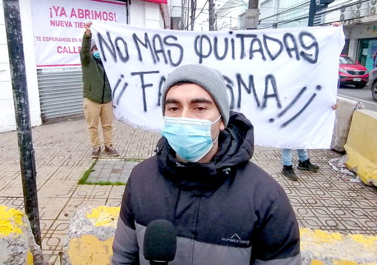 Vendedores acusan “quitadas fantasmas” en el centro de Curicó