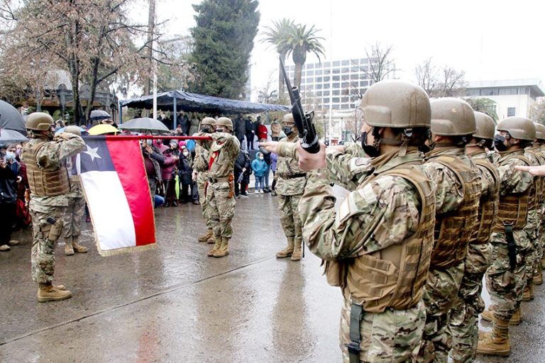 La lluvia no quitó solemnidad a tradicional Juramento a la Bandera