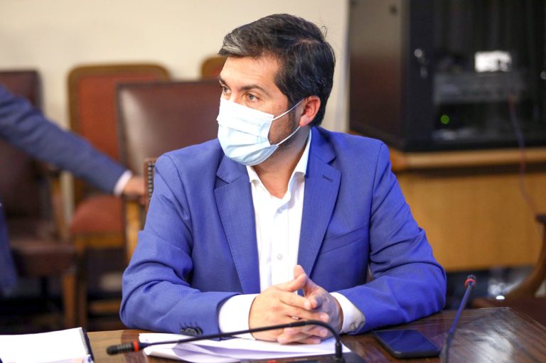 Tres diputados del distrito 17 fueron sorteados para dar inicio a la aplicación de un test de droga