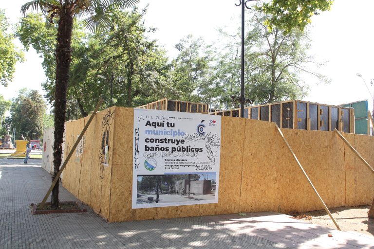 Cursan término anticipado a contrato por baños en la alameda Manso de Velasco