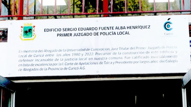 Edificio del Primer Juzgado de Policía local lleva el nombre de exjuez Sergio Fuente Alba