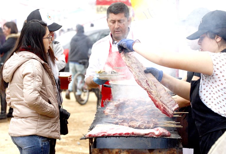 Fiestas Patrias: ¿Qué hacer para no sobreendeudarnos?