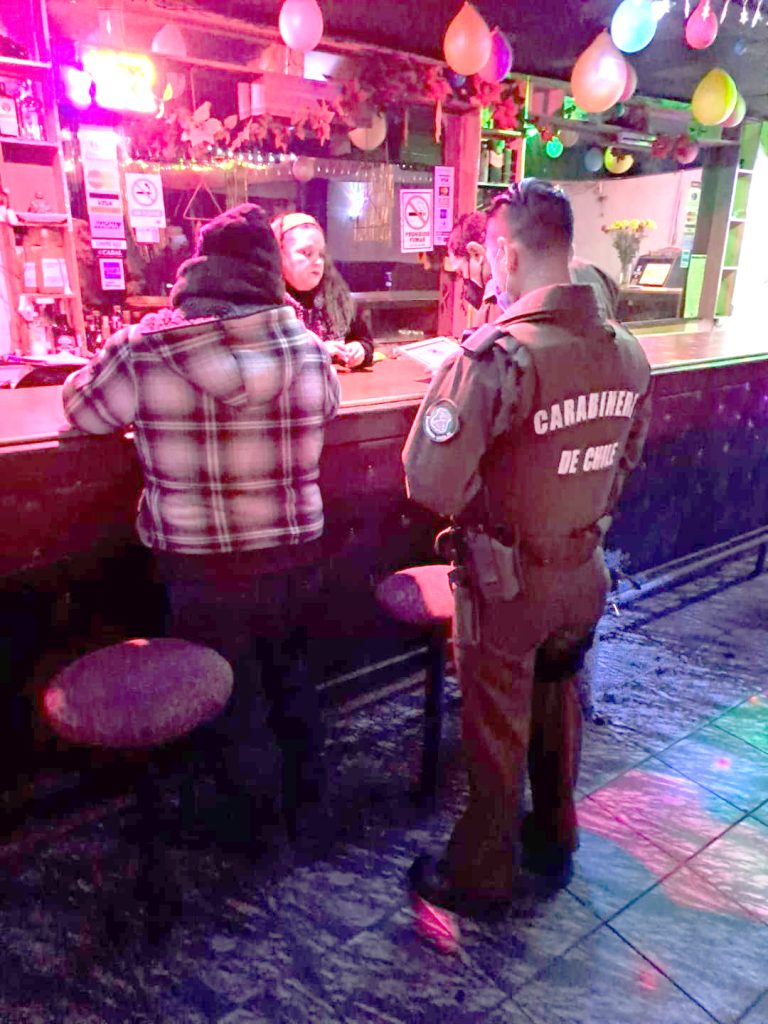 Masiva fiscalización nocturna terminó con varios detenidos