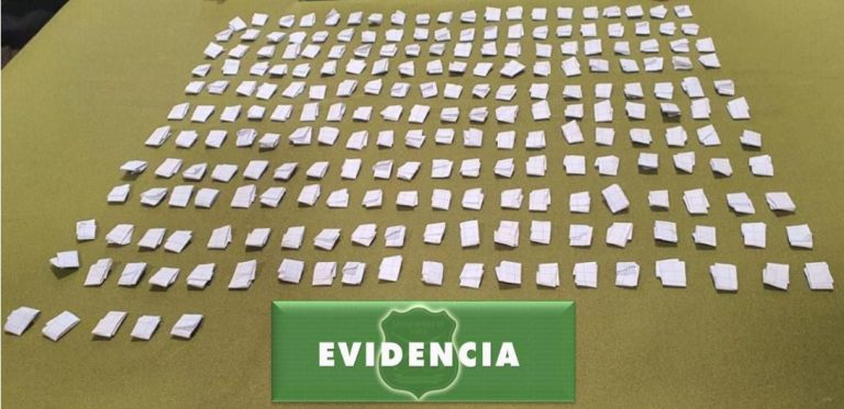 Joven fue detenido con drogas en las cercanías de cárcel curicana