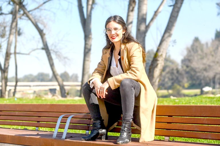 Ministra Camila Vallejo afirma que el Gobierno no se acaba si gana el Rechazo el 4 de septiembre