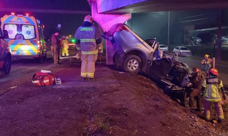Dos jóvenes fallecen tras accidente de tránsito en la Ruta 5 Sur